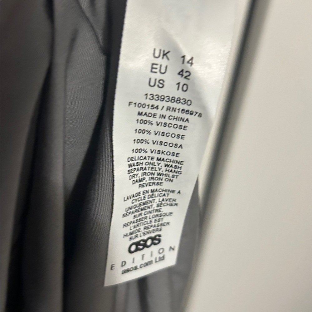 ASOS - Picture 9 of 9